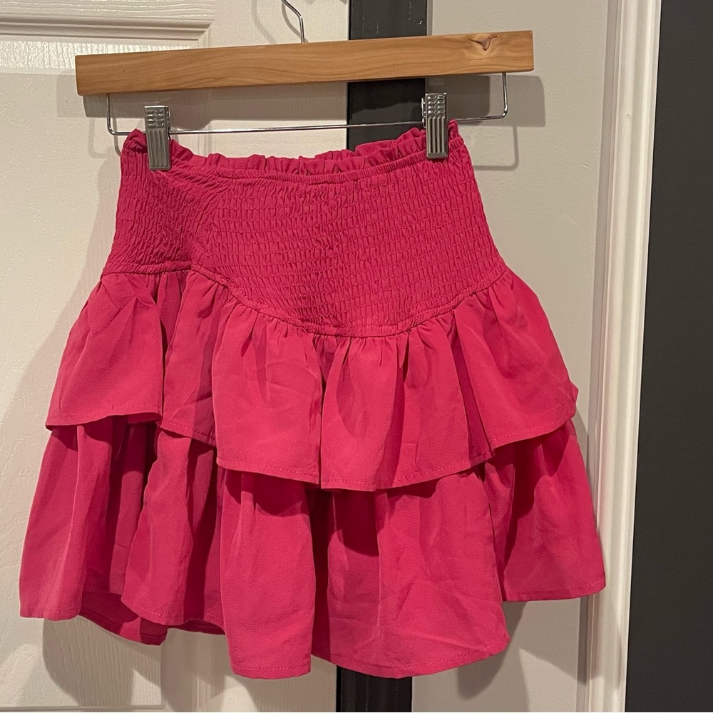 Magenta/pink flowly skirt